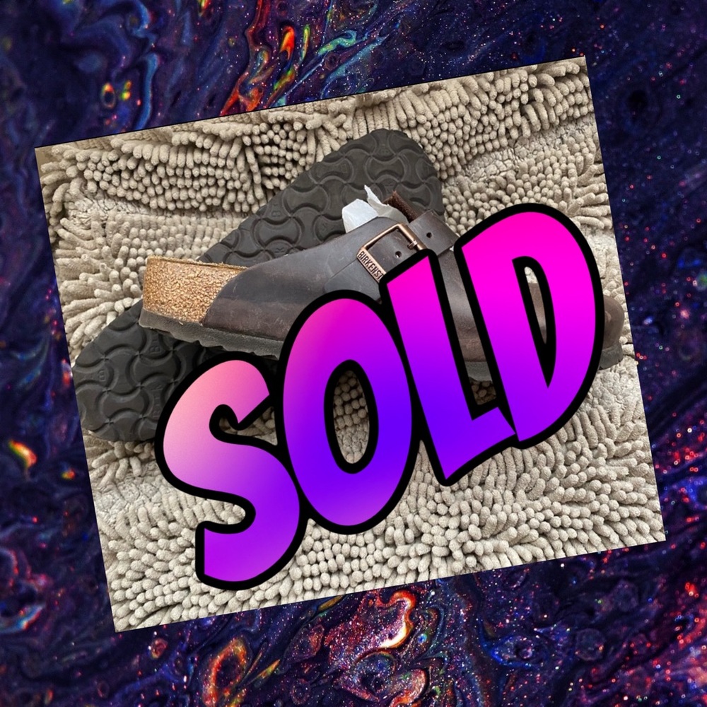 Close toed Birkenstock’s